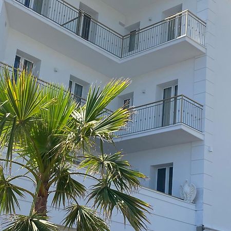 Miami Suite Hotel Bellaria – Igea Marina Kültér fotó
