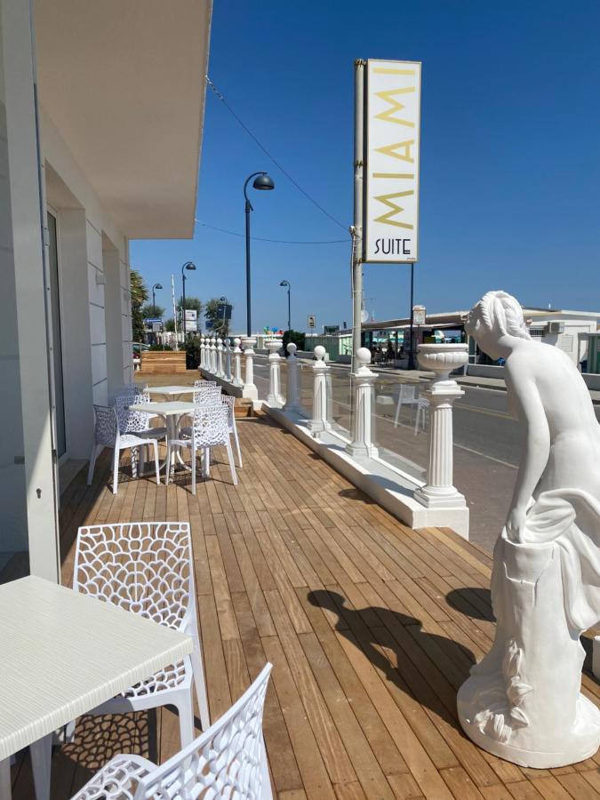 Miami Suite Hotel Bellaria – Igea Marina Kültér fotó
