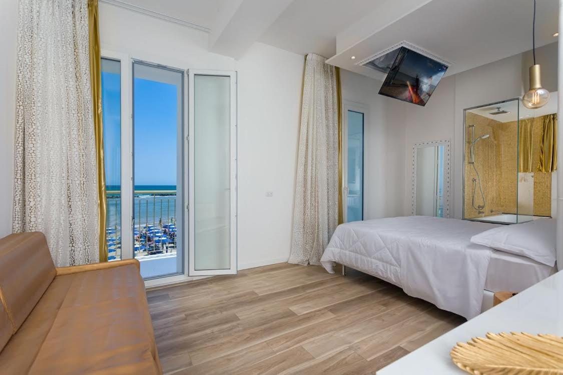 Miami Suite Hotel Bellaria – Igea Marina Kültér fotó