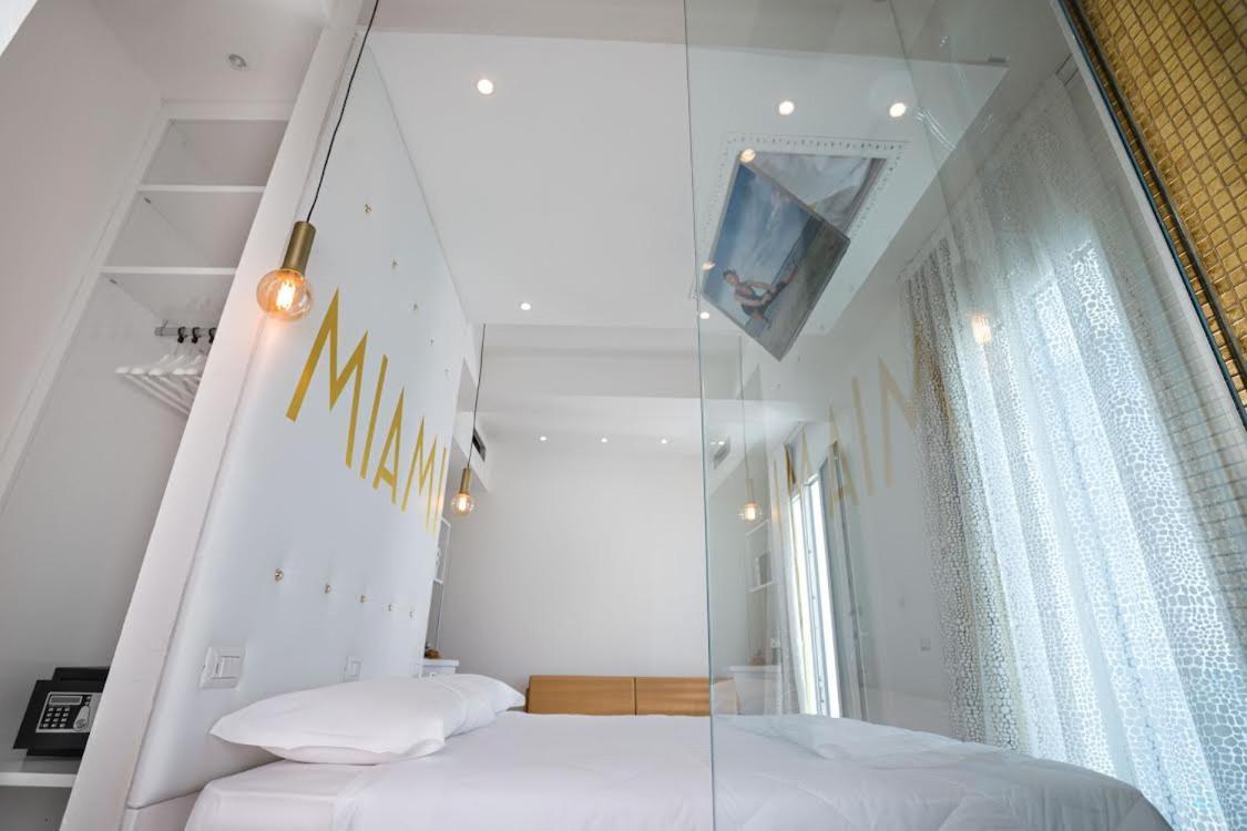 Miami Suite Hotel Bellaria – Igea Marina Kültér fotó