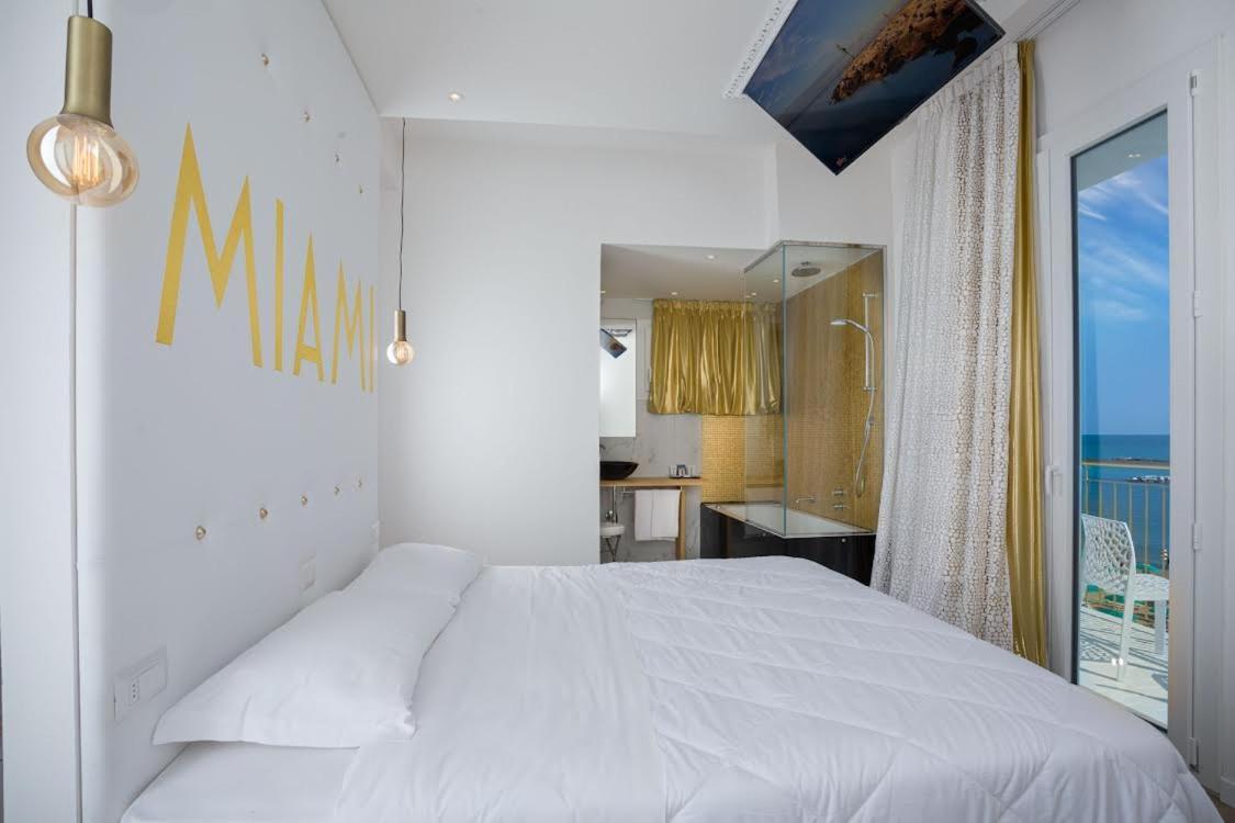 Miami Suite Hotel Bellaria – Igea Marina Kültér fotó