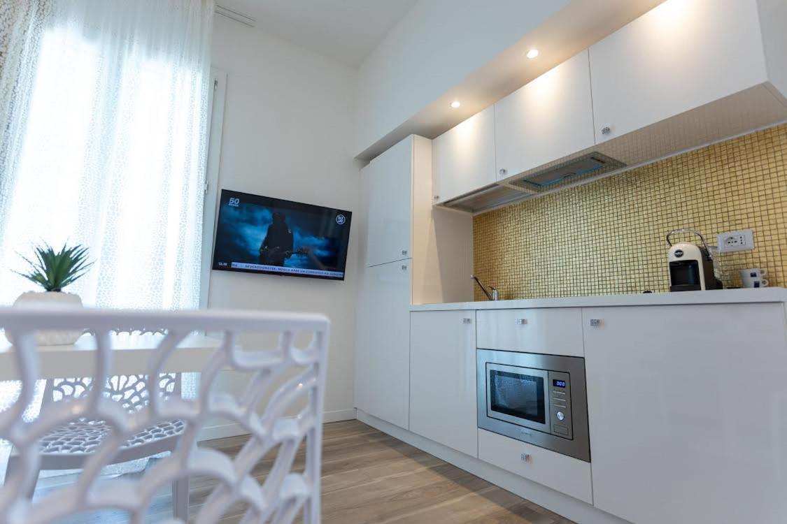 Miami Suite Hotel Bellaria – Igea Marina Kültér fotó
