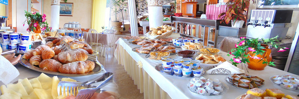 Miami Suite Hotel Bellaria – Igea Marina Kültér fotó